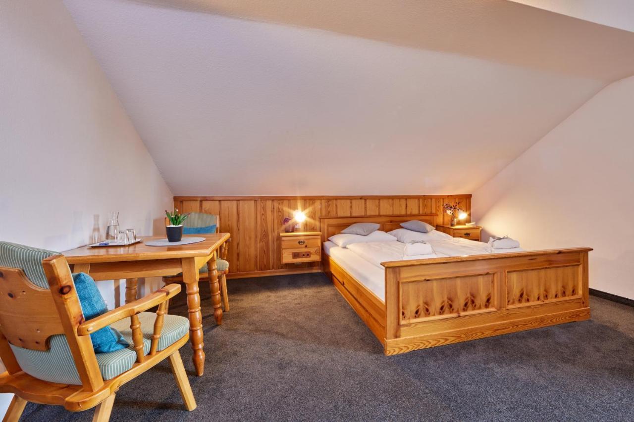 Alter Wirth 3*